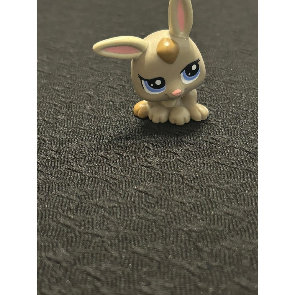 LPS LITTLEST PET SHOP BUNNY RABBIT #1333 GREY BLUE EYES PETRIPLETS HASBRO TOY